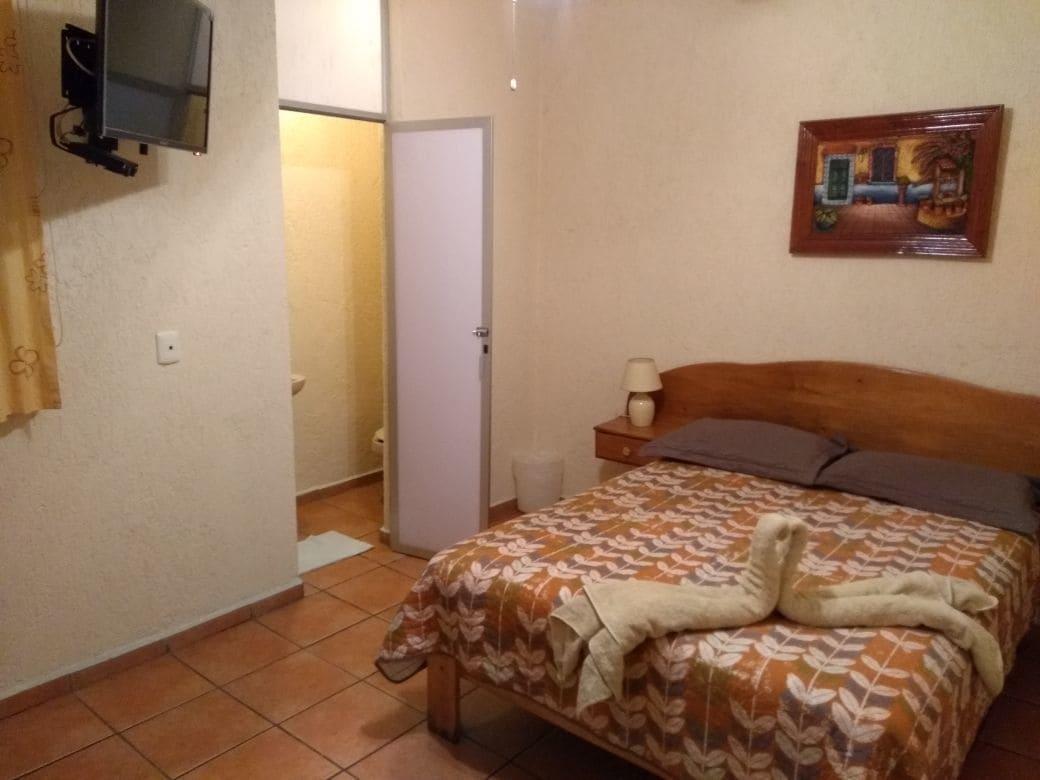 Hotel Casa Galeana Morelia Esterno foto