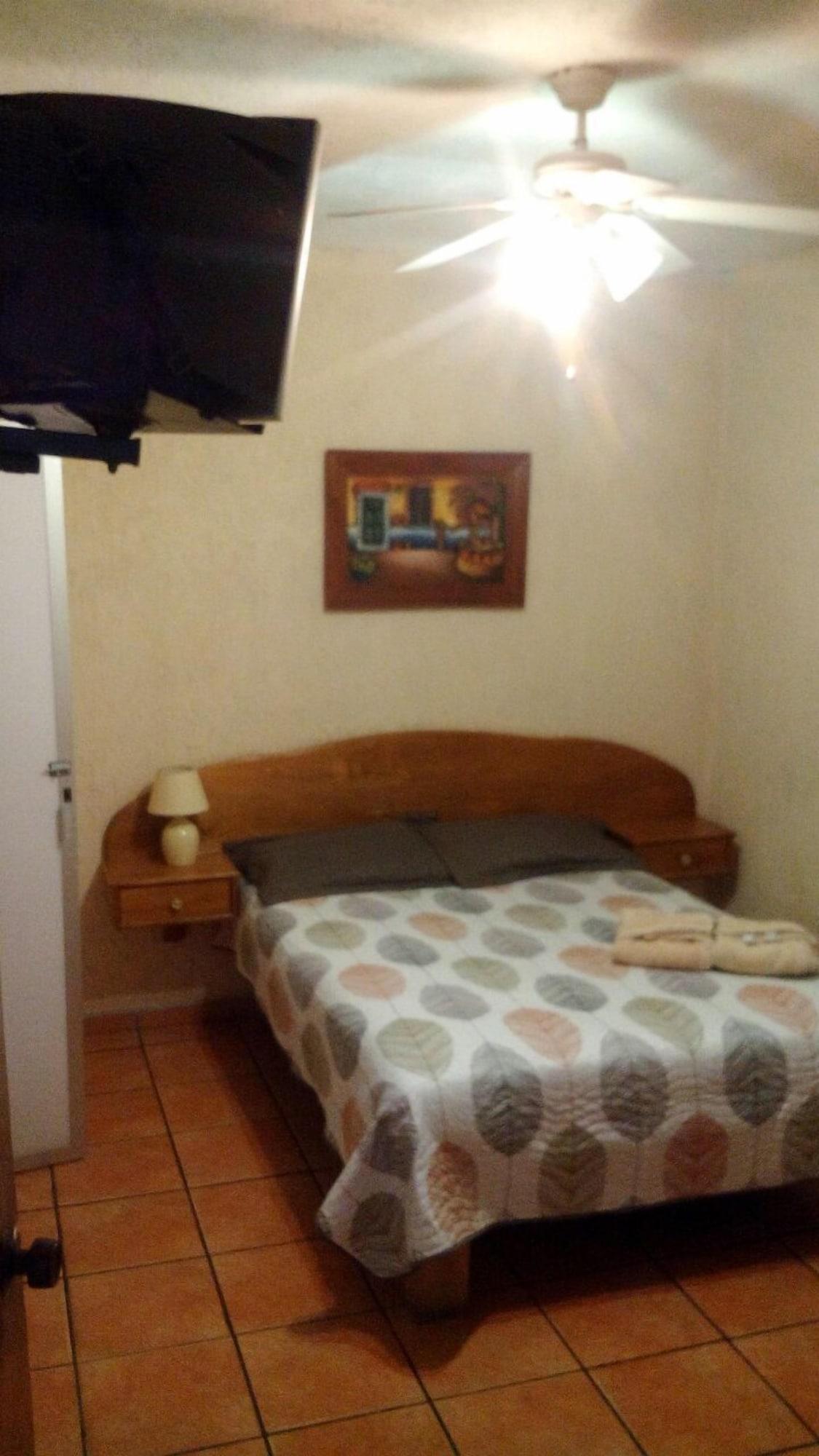 Hotel Casa Galeana Morelia Esterno foto