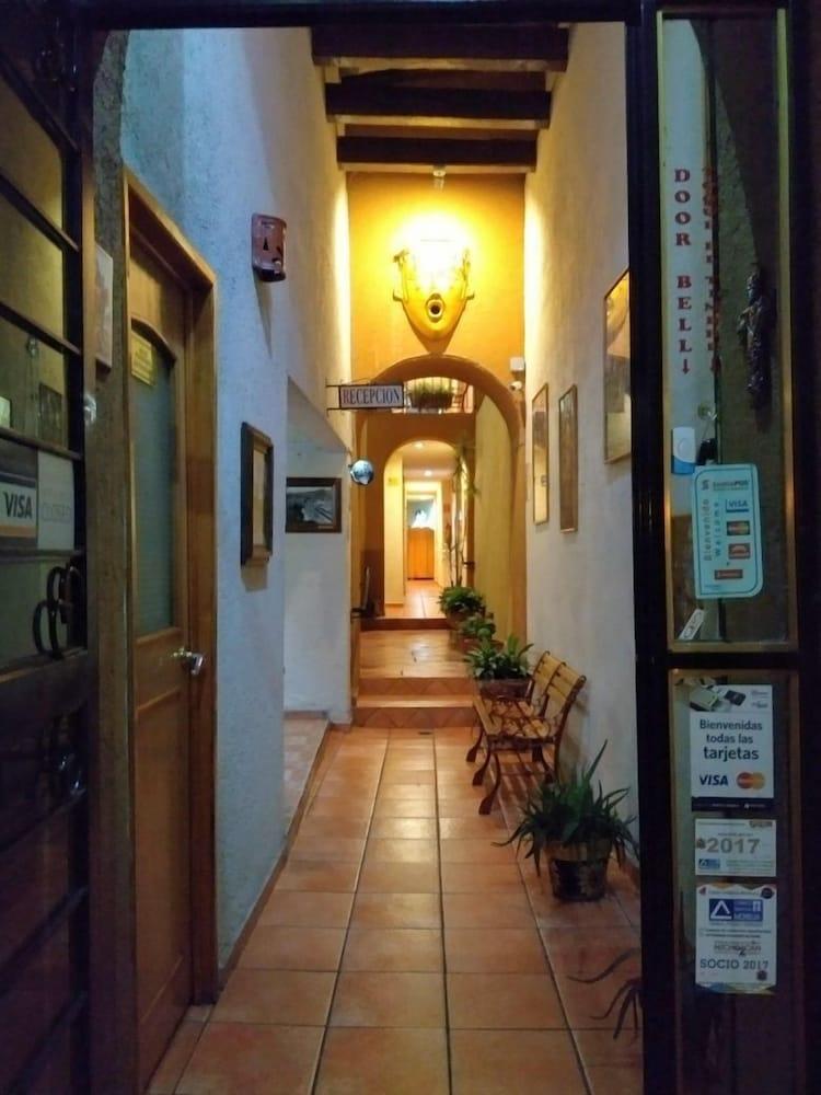 Hotel Casa Galeana Morelia Esterno foto